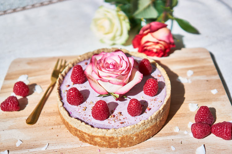 Veganer Himbeer-Rose-Rohkostkuchen Yasemin Wüstenhagen Raw Cake